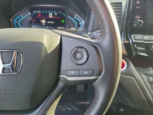 Used 2024 Honda Odyssey Sport image 23
