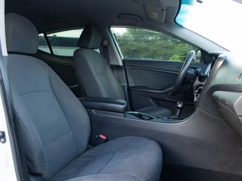 Used 2015 Kia Optima LX FWD image 17
