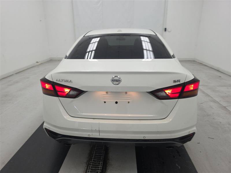 Used 2020 Nissan Altima 2.5 SR FWD image 5