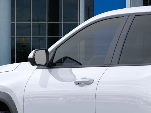 New 2026 Chevrolet Equinox LT image 12