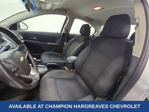 Used 2011 Chevrolet Cruze LT image 27