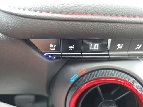 Used 2021 Chevrolet Blazer RS w/ Enhanced Convenience Package AWD/4WD image 30