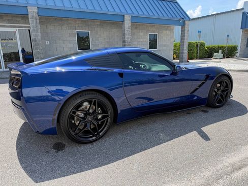 Used 2017 Chevrolet Corvette Stingray Coupe w/ Battery Protection Package RWD image 8