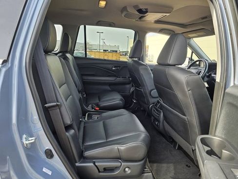 Used 2022 Honda Pilot Touring image 29