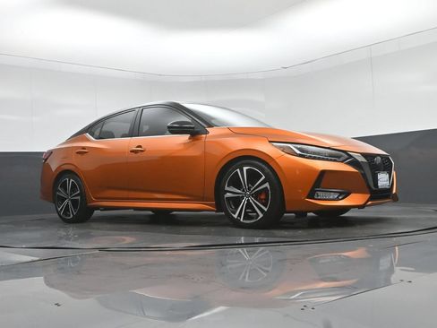 Used 2021 Nissan Sentra SR w/ SR Premium Package FWD image 52