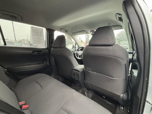Used 2023 Toyota Corolla Cross LE image 12
