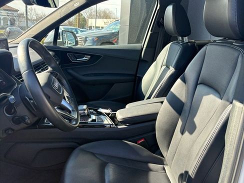 Used 2019 Audi Q7 3.0T Prestige image 10