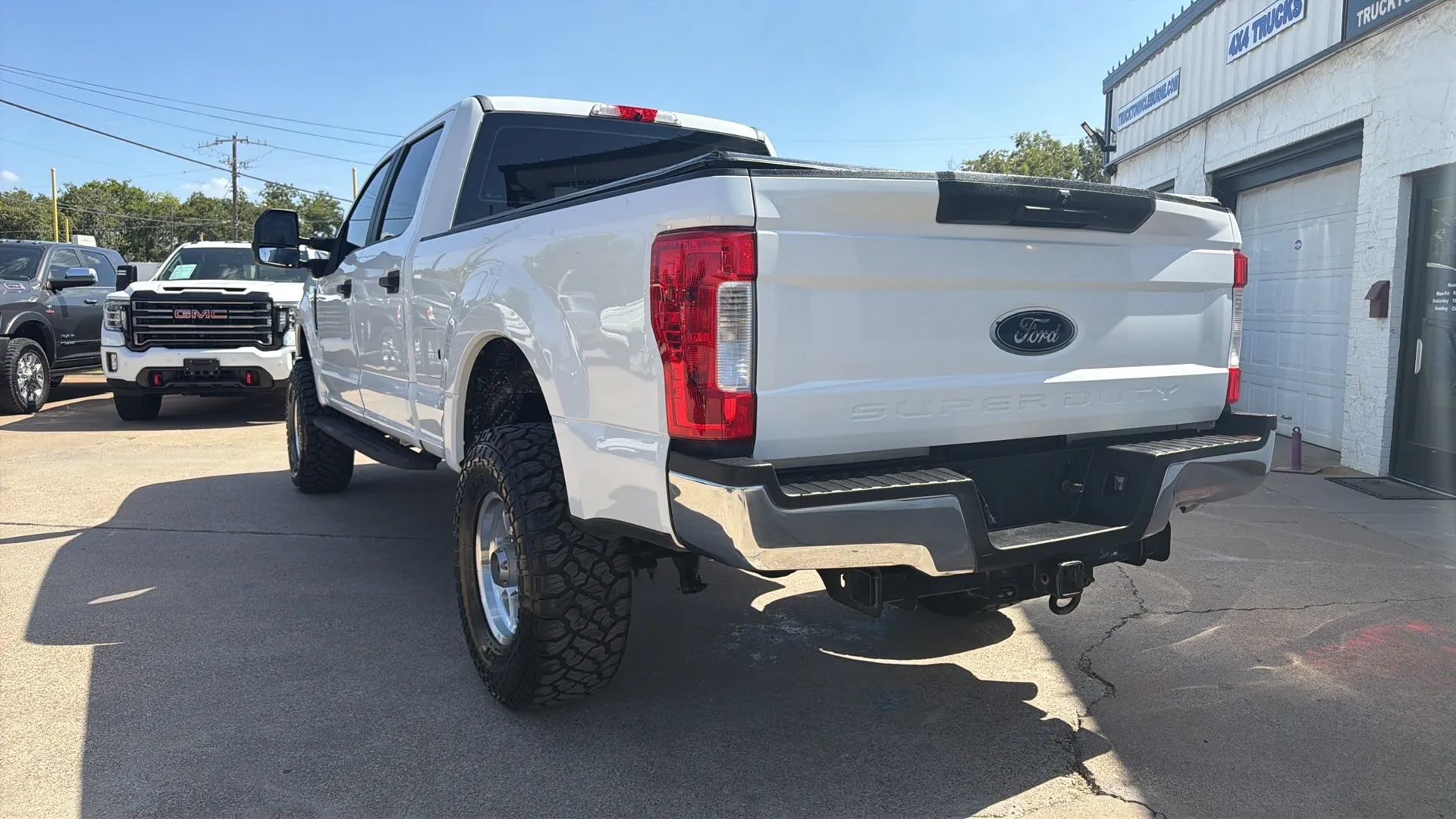 Used 2019 Ford F250 XL w/ STX Appearance Package AWD/4WD image 2