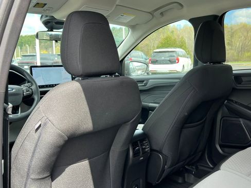 Used 2023 Ford Escape Active w/ Tech Pack #1 AWD/4WD image 28