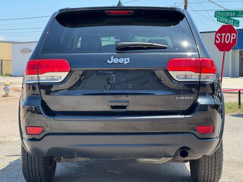 Used 2015 Jeep Grand Cherokee Laredo w/ Quick Order Package 23E RWD image 6