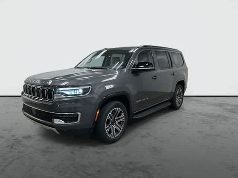Used 2024 Jeep Wagoneer Series II w/ Flexible Seating Group RWD image 8