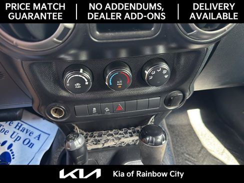 Used 2012 Jeep Wrangler Unlimited Sport image 20