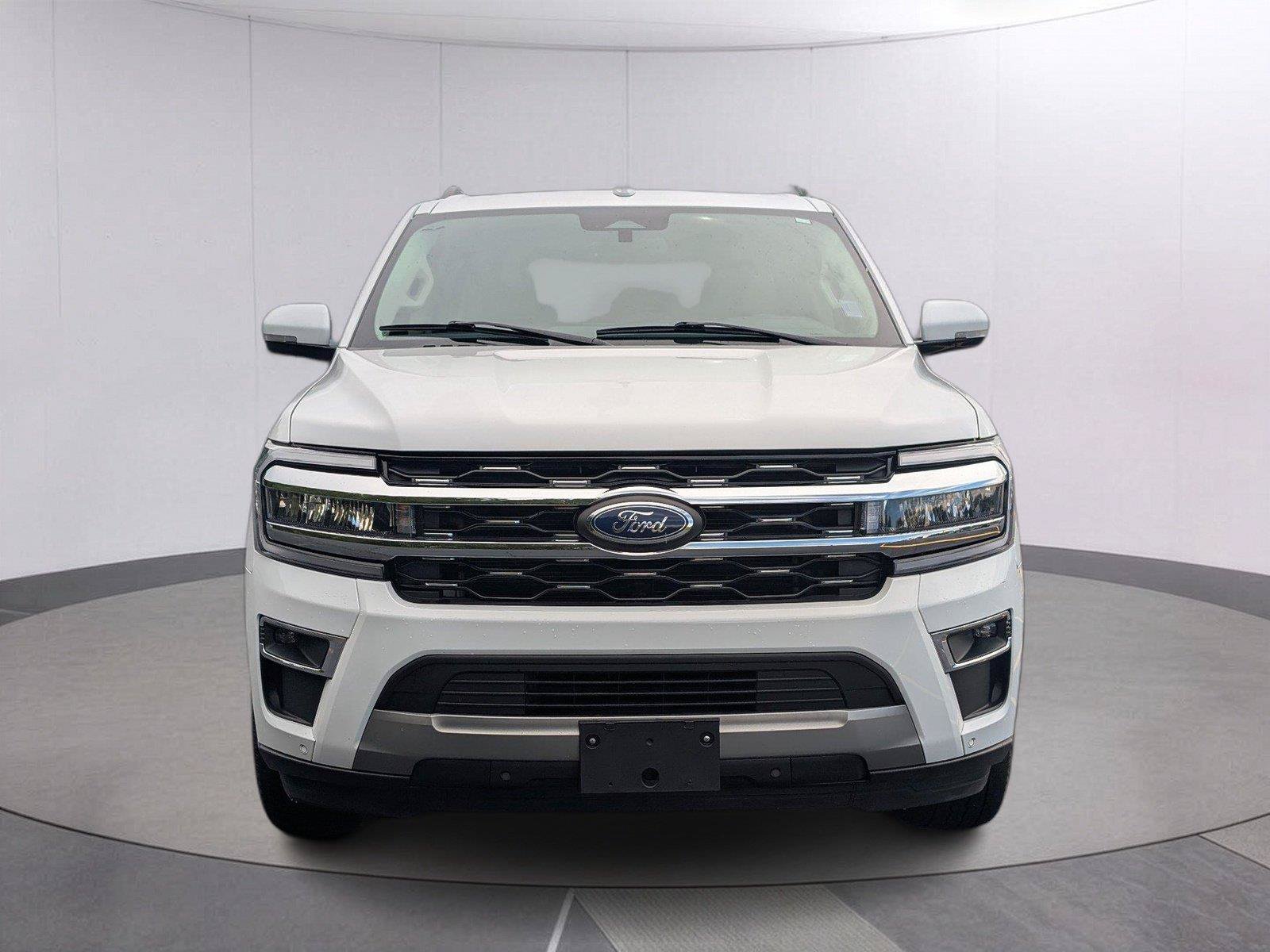 Used 2024 Ford Expedition Max Limited AWD/4WD image 8