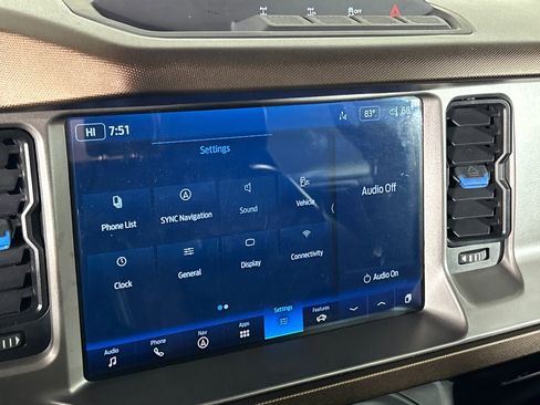 Used 2022 Ford Bronco Outer Banks image 18