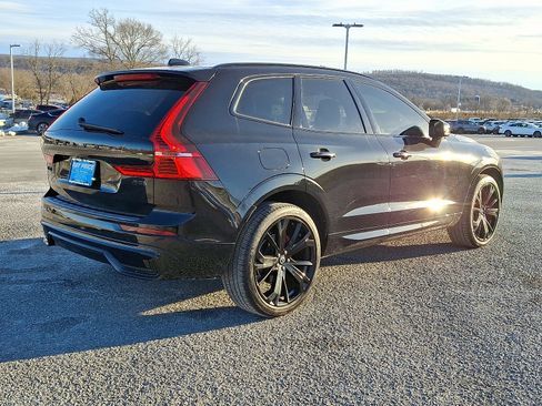 Certified 2023 Volvo XC60 B5 Ultimate w/ Climate Package image 6
