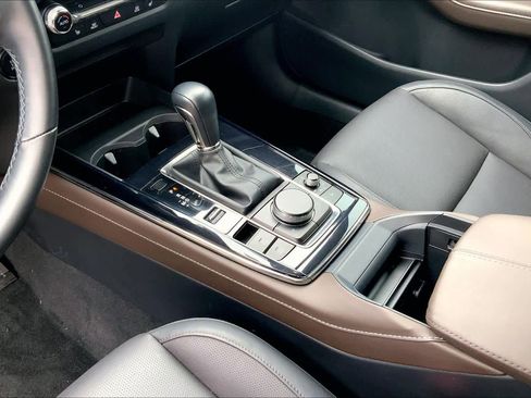 Used 2022 MAZDA CX-30 AWD 2.5 S w/ Premium Package image 16