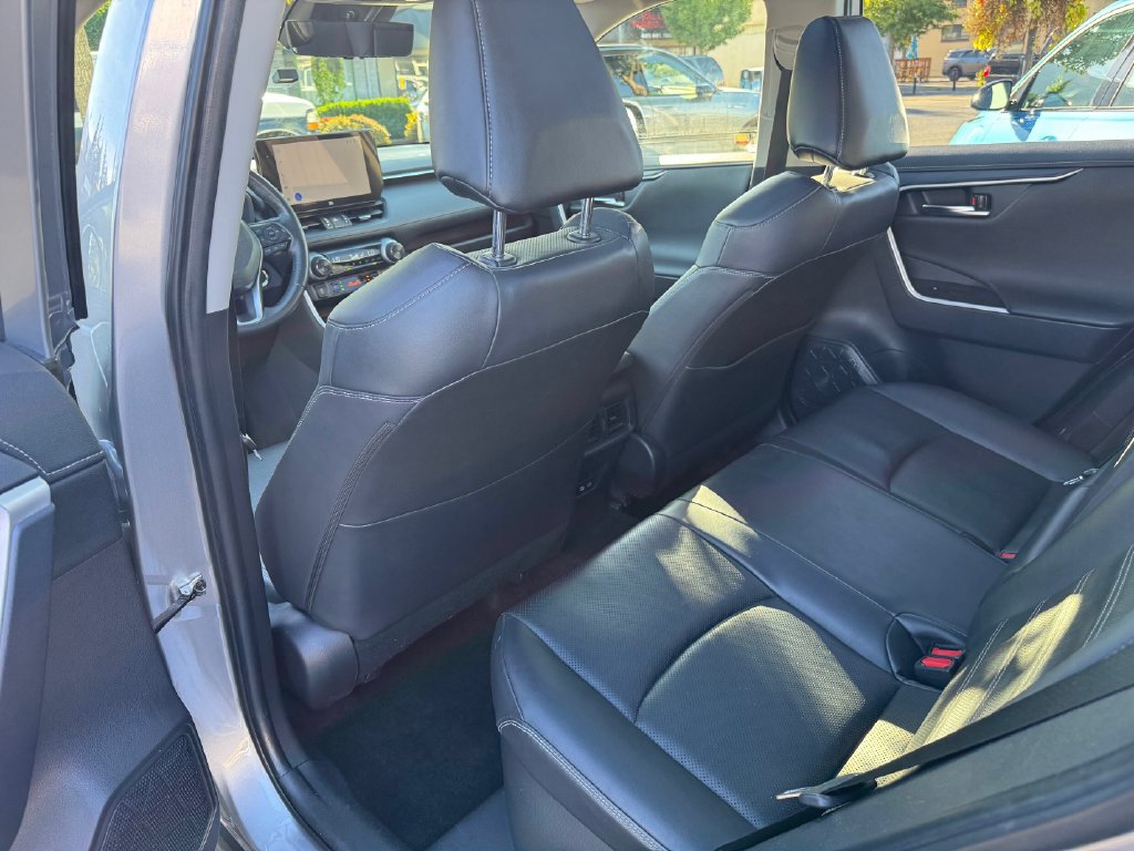 Used 2023 Toyota RAV4 Limited AWD/4WD image 10