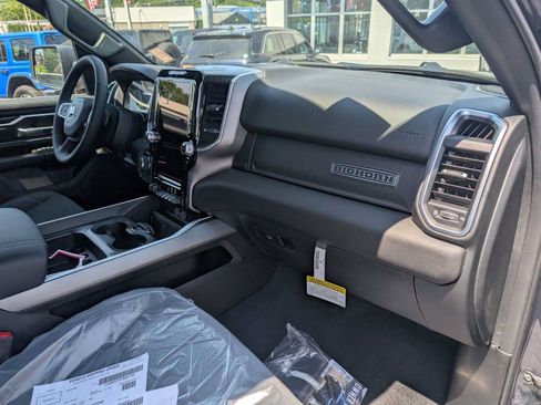 New 2026 RAM 1500 Big Horn AWD/4WD image 29