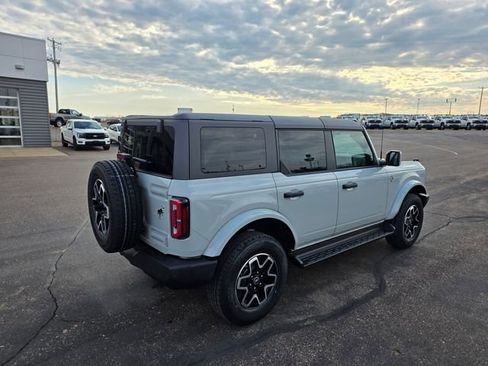 New 2026 Ford Bronco Outer Banks AWD/4WD image 7