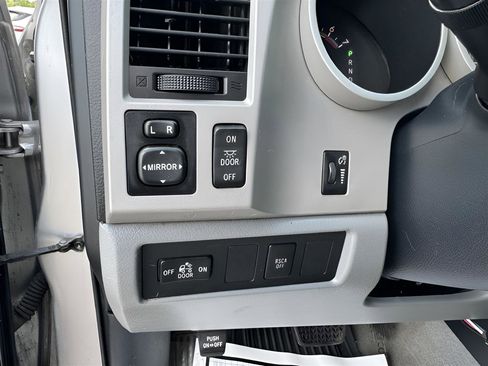 Used 2008 Toyota Tundra 4x4 Double Cab image 22