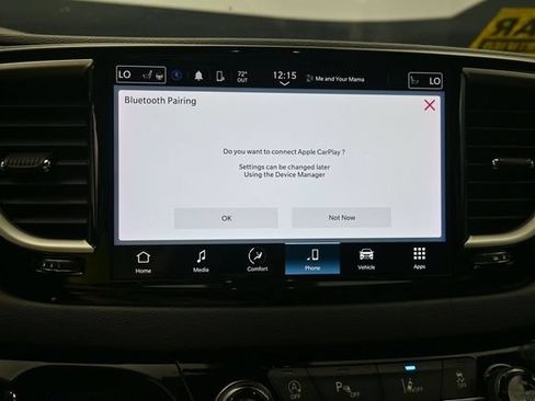 Used 2024 Chrysler Pacifica Touring-L FWD image 20