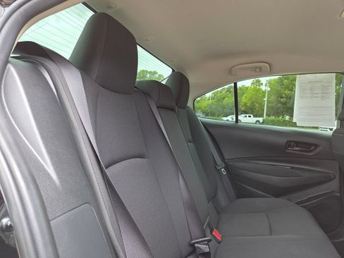 Used 2023 Toyota Corolla LE FWD image 19