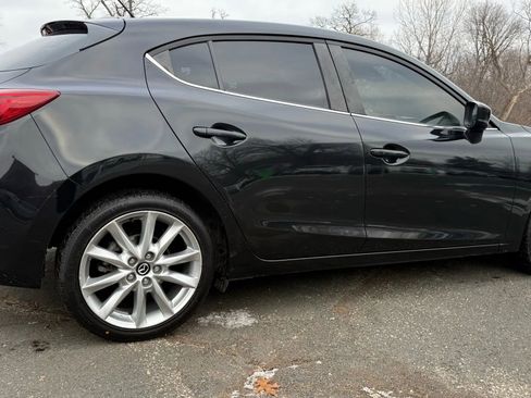 Used 2017 MAZDA MAZDA3 Touring image 10