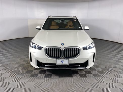 Certified 2024 BMW X5 xDrive40i w/ Parking Assistance Package AWD/4WD image 5