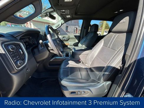 Used 2022 Chevrolet Silverado 1500 High Country w/ Technology Package image 28