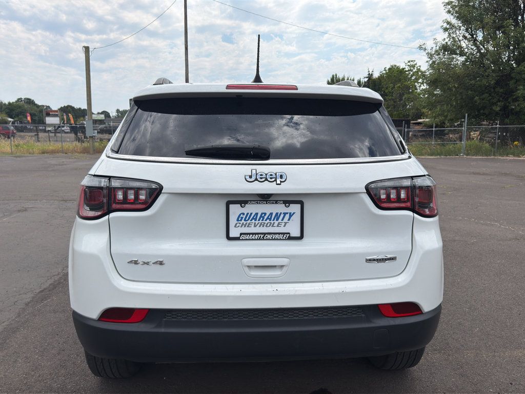 Used 2024 Jeep Compass Latitude AWD/4WD image 25
