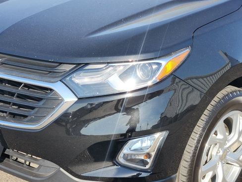 Used 2020 Chevrolet Equinox LT FWD image 8