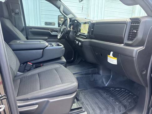 Used 2026 GMC Sierra 3500 SLE w/ SLE Value Package AWD/4WD image 19