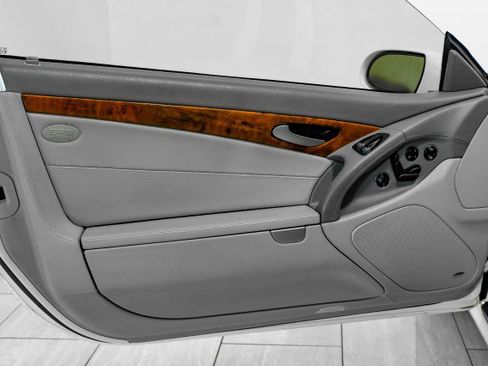 Used 2005 Mercedes-Benz SL 500 image 33