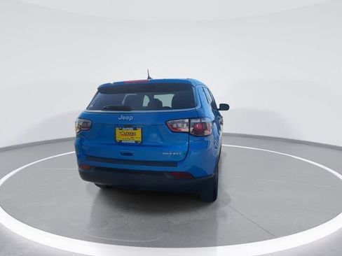 Used 2022 Jeep Compass Sport image 7