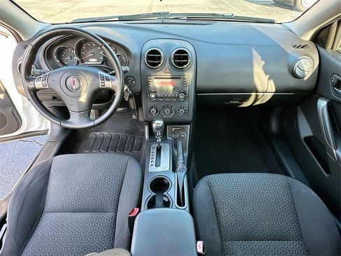 Used 2009 Pontiac G6 Sedan w/ Sport Package 2 image 3