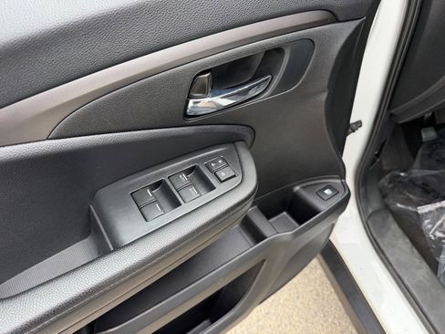 Used 2022 Honda Pilot Sport image 10