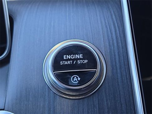 New 2026 Mercedes-Benz GLC 300 4MATIC image 11