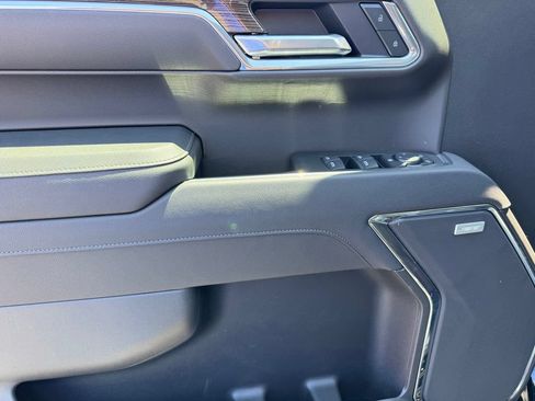 New 2026 Chevrolet Silverado 1500 LT Trail Boss w/ LT Trail Boss Premium Package AWD/4WD image 17