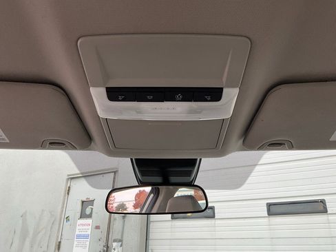 Used 2025 Nissan Altima 2.5 SV image 16