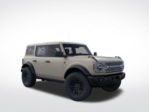 New 2026 Ford Bronco Badlands AWD/4WD image 9