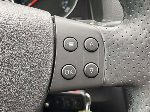 Used 2009 Volkswagen GTI 4-Door FWD image 22