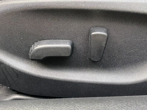 Used 2018 INFINITI Q50 Luxe image 18