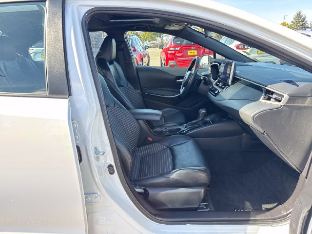 Used 2023 Toyota Corolla XSE w/ Carpet Mat Package (TMS) FWD image 9