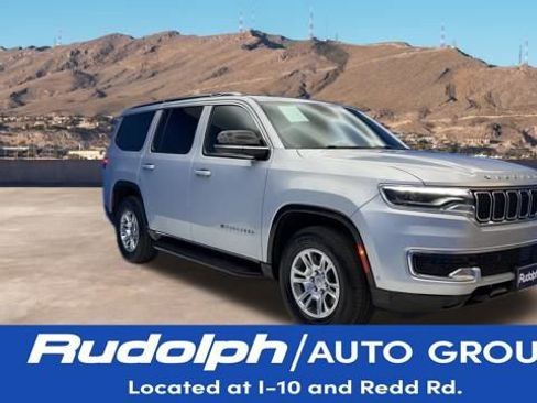 Used 2024 Jeep Wagoneer 4WD w/ HD Trailer Tow Package image 7