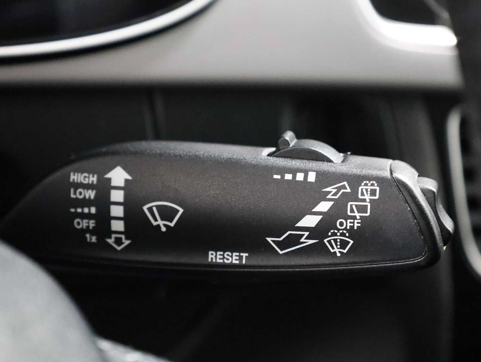 Used 2013 Audi A4 Premium Plus AWD/4WD image 28