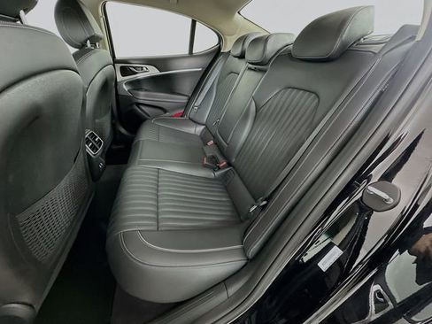 Certified 2026 Genesis G70 2.5T Prestige image 25