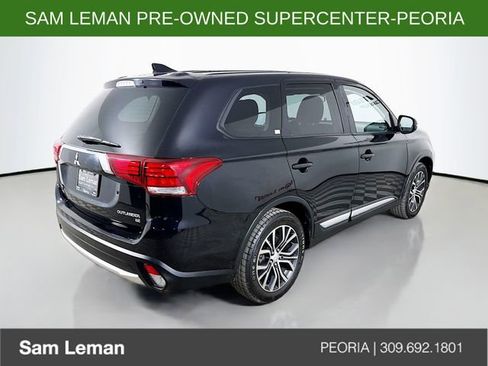 Used 2017 Mitsubishi Outlander SE image 7