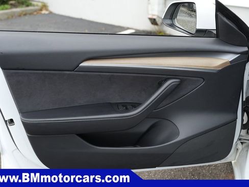 Used 2021 Tesla Model 3 Standard Range Plus RWD image 23