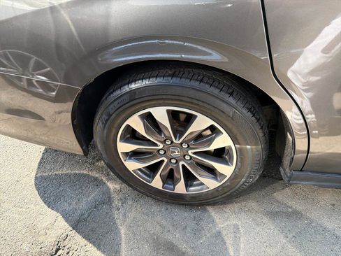 Used 2022 Honda Odyssey EX-L image 5