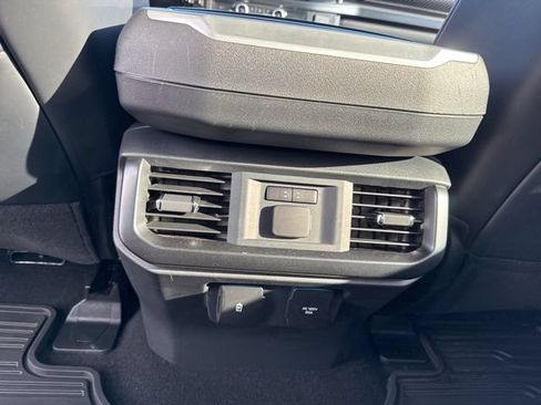 Used 2024 Ford F150 Raptor AWD/4WD image 28